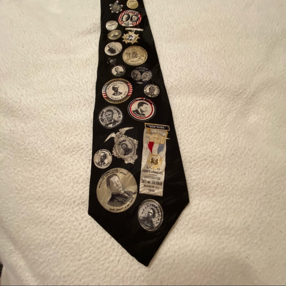 👔 3 for $30 👔 Museum Artifacts Necktie